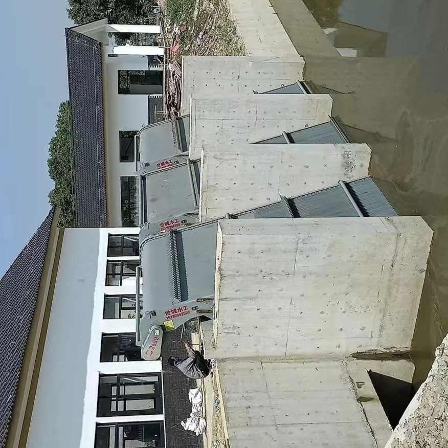 格柵清污機(jī)廠(chǎng)家安裝現(xiàn)場(chǎng)